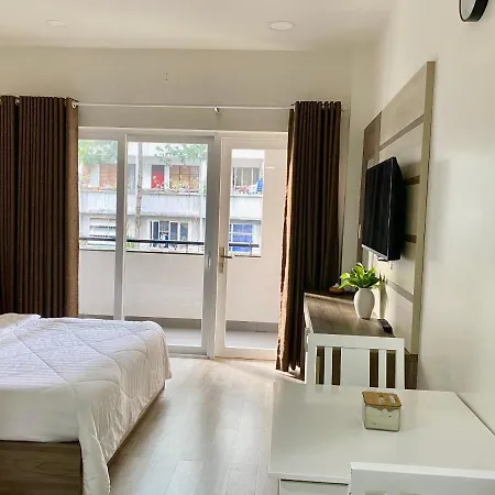 Green River Hotel & Apartment